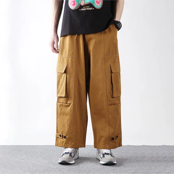 pantalones de chico de ciudad japonés
