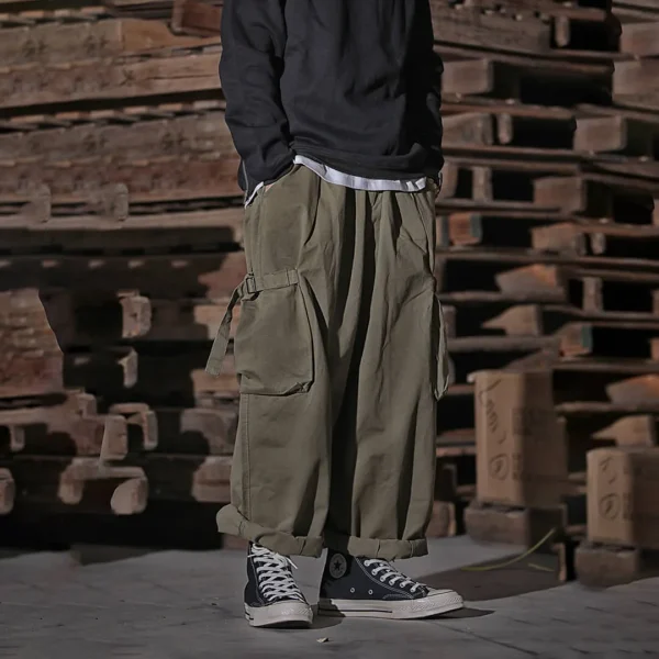 pantalones japoneses de chico urbano