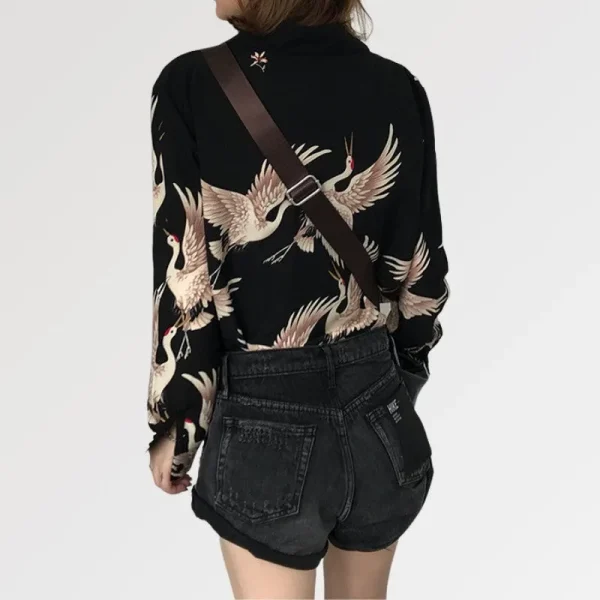 blusa femenina con diseño japonés sakoya