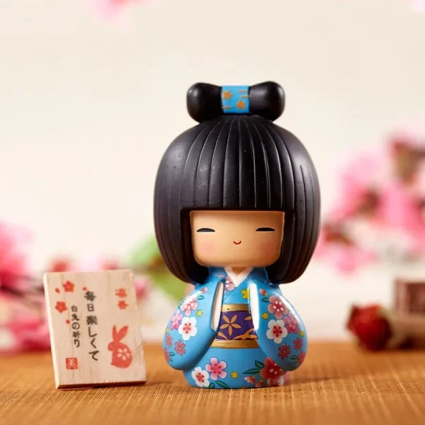 muñeca Kokeshi tradicional japonesa