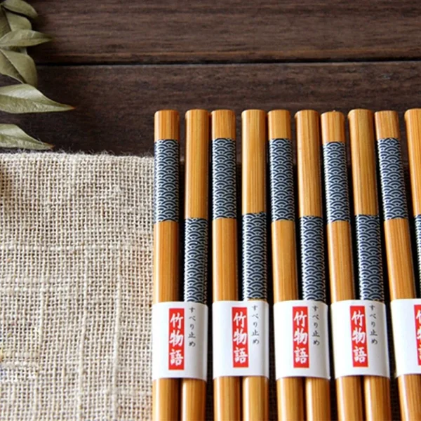 palillos japoneses de madera