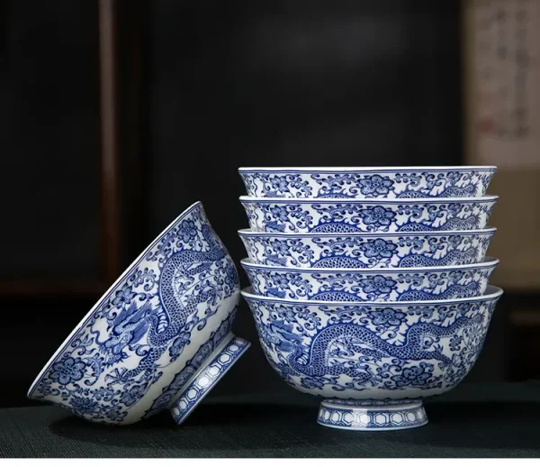tazón azul para ramen japonés