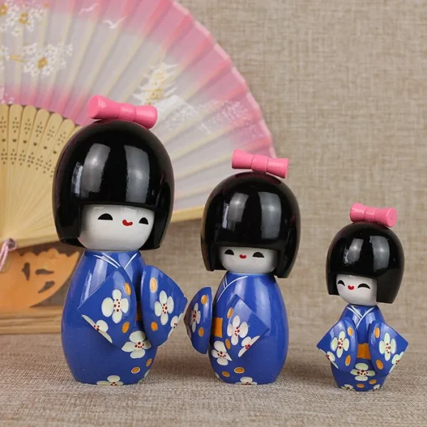 muñeca kokeshi japonesa