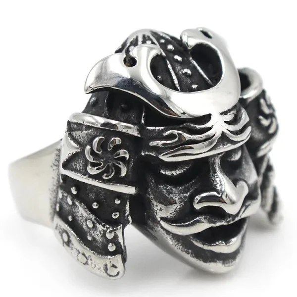 anillo estilo samurái