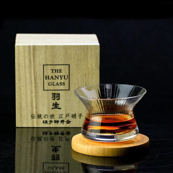 vasos de whisky japoneses