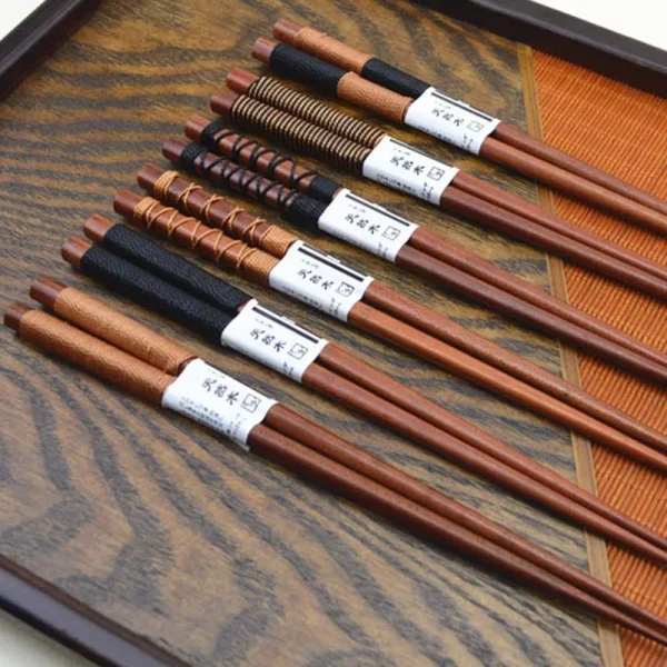 palillos de madera japoneses