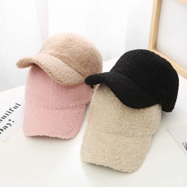 gorra de mujer japonesa