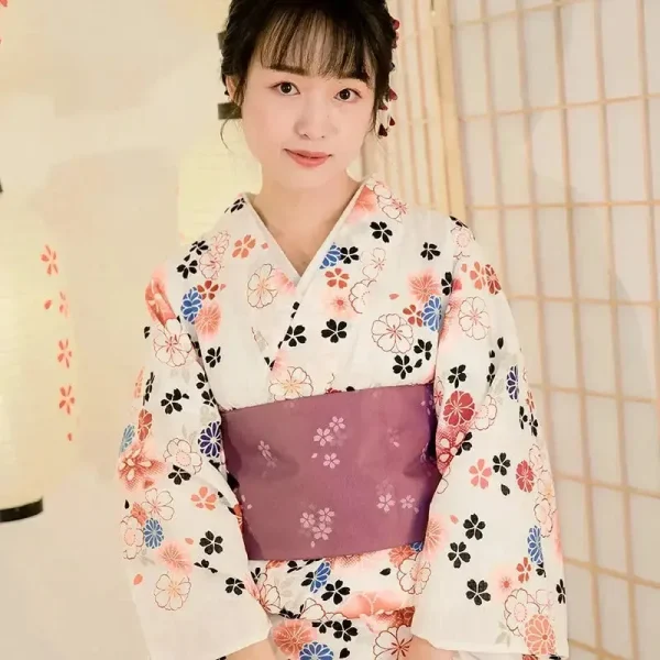 kimono mujer diseño floral Reiko