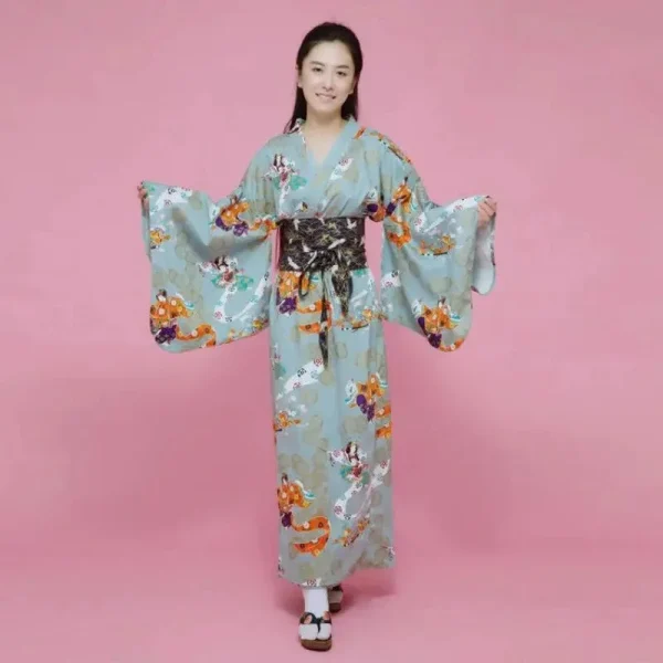 mujer geisha con kimono japonés amaya