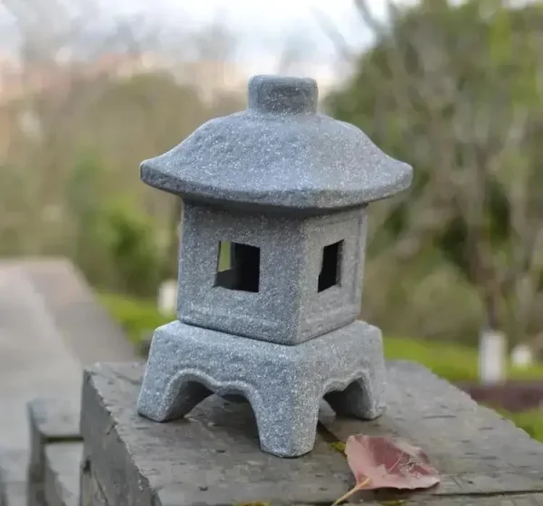 linterna jardín zen japonés