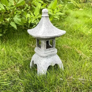 farol japonés kuroishi para jardín zen