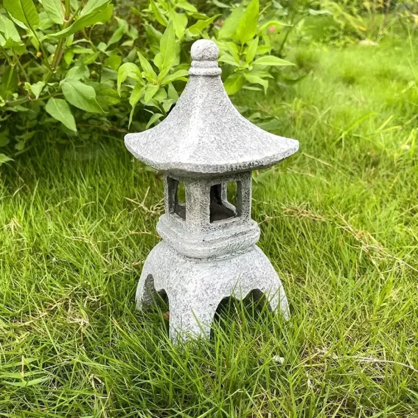 farol japonés kuroishi para jardín zen