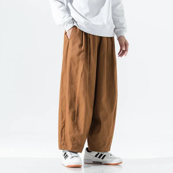 pantalones cómodos Ako
