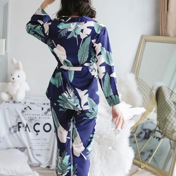 pijamas de satén japoneses
