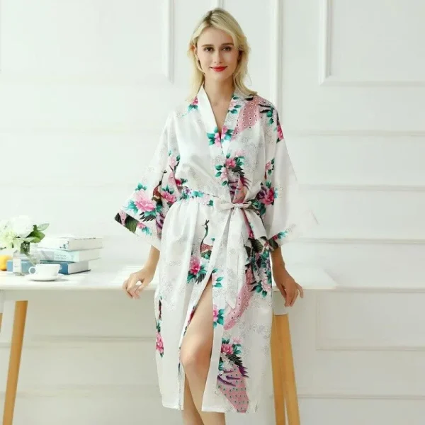 kimono japonés blanco largo