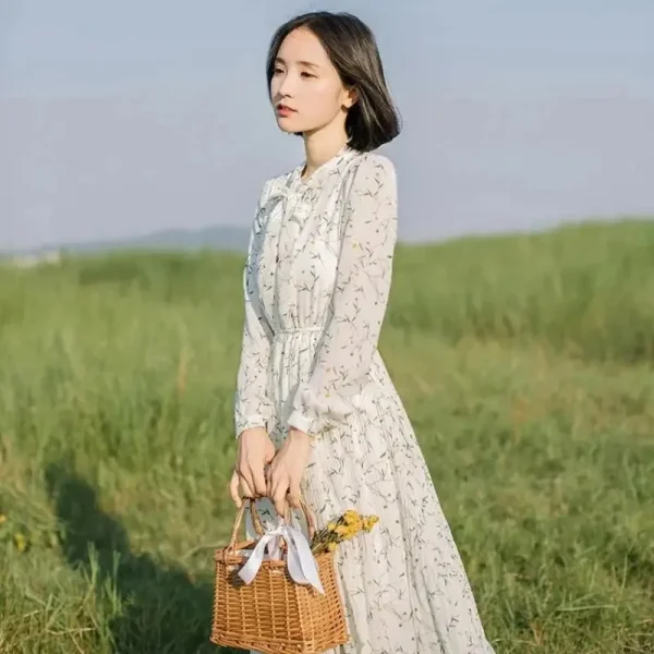 vestido japonés de mujer floral