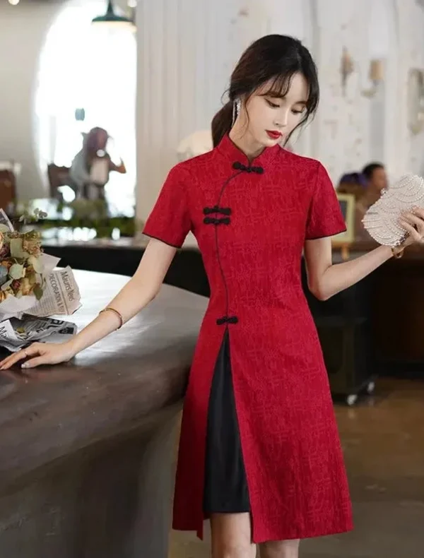 vestido japonés rojo