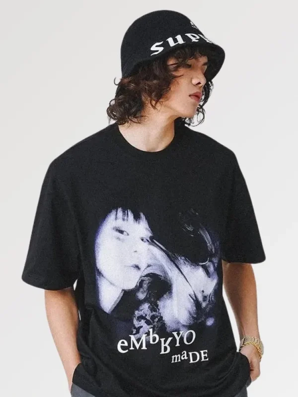 camiseta de estilo coreano Illusion Dark