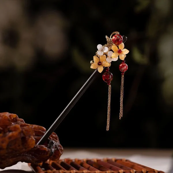 perla roja kanzashi japonesa