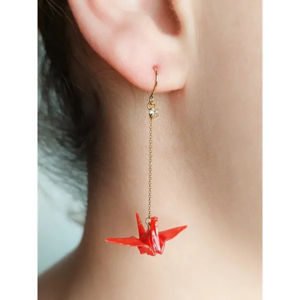 aretes grulla roja japonesa