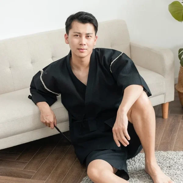 ropa masculina Jinbei tradicional