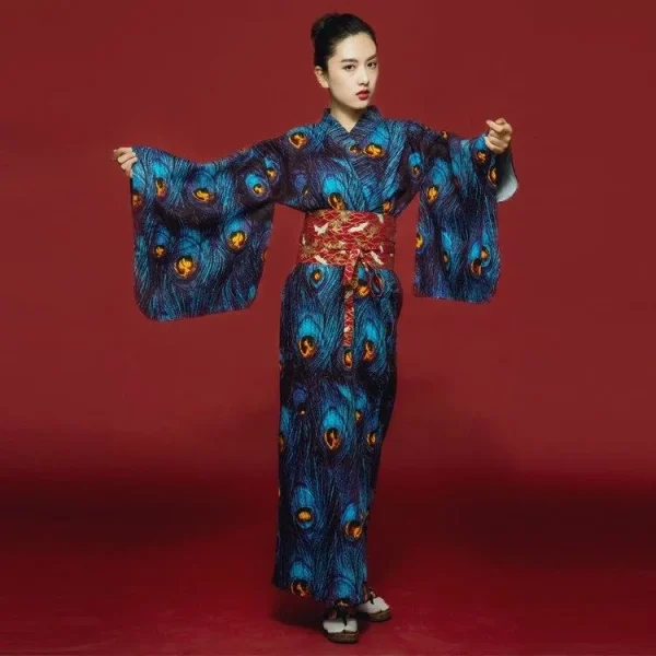 kimono japonés de plumas de pavo real para mujer