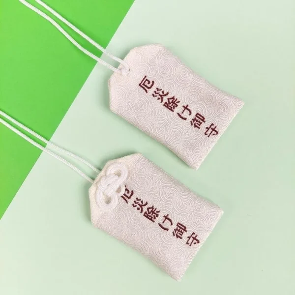 amuletos japoneses omamori