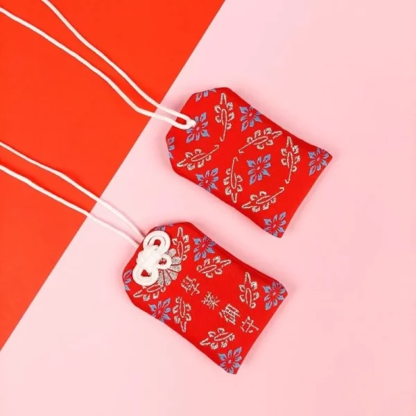 amuletos de suerte Omamori