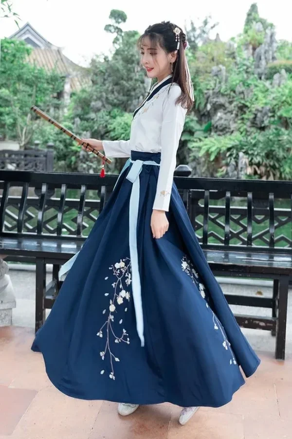vestido largo tradicional japonés