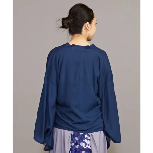 chaqueta tipo kimono fluida para mujer