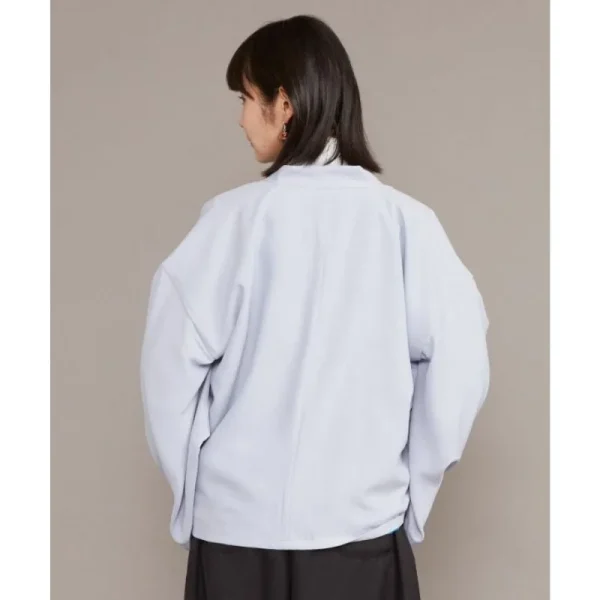 chaqueta tipo kimono gris para mujer