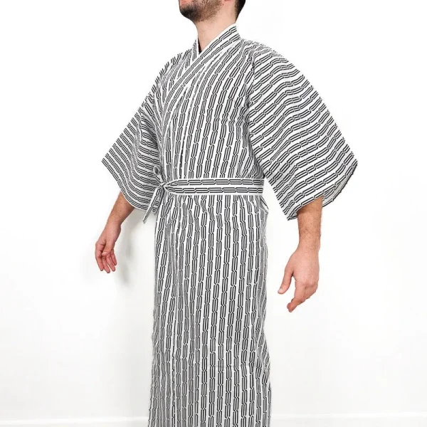yukata japonesa blanca